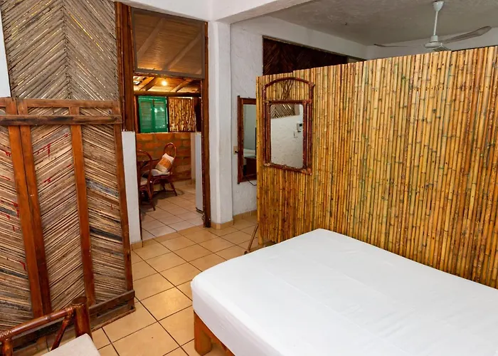 Casa Mexica * Zihuatanejo