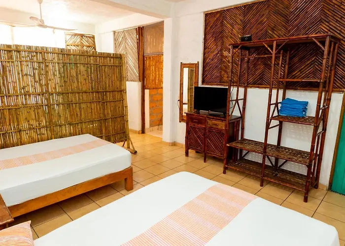 Casa Mexica Zihuatanejo