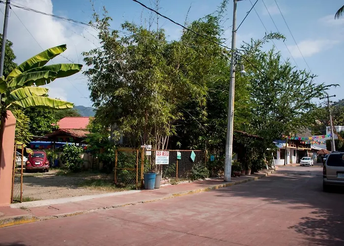 Casa Mexica Zihuatanejo